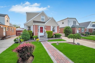 56 Mary St, Valley Stream, NY 11580