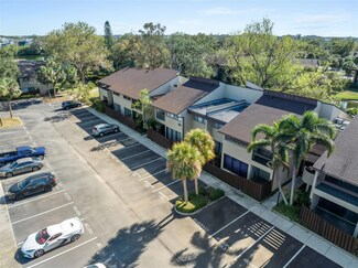 796 Village Lake Terrace N Unit 102, Saint Petersburg, FL 33716