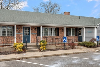 990 Main St Unit 3, East Greenwich, RI 02818