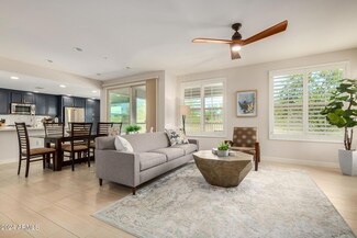 2425 W Bronco Butte Trail Unit 1032, Phoenix, AZ 85085