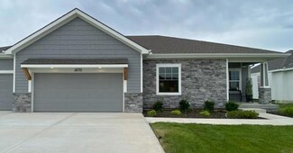 18823 Theden St, Spring Hill, KS 66083