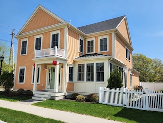 2 Eighteenth Dr Unit 2, Franklin, MA 02038