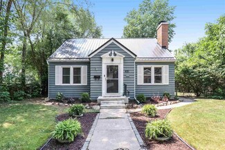 431 N Sunnyside Ave, South Bend, IN 46617