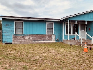 1410 Ray Dr, Corpus Christi, TX 78411