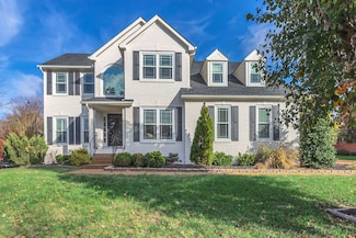 216 Dandridge Dr, Franklin, TN 37067