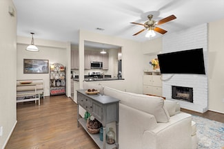 1881 Bering Dr Unit 54, Houston, TX 77057