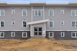 25 Three Pines Dr Unit 301, Westbrook, ME 04092