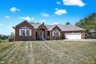 746 N Buck Creek Rd, Greenfield, IN 46140