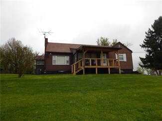 122 Church Rd, Eighty Four, PA 15330