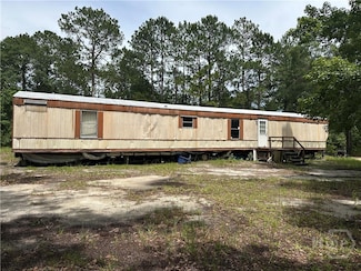 24 Virginia Rd, Hinesville, GA 31313