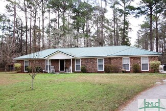 352 Oak Hampton Rd, Fleming, GA 31309