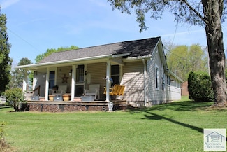 235 Windsor Rd, Woodlawn, VA 24381