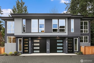 8209 NE 124th St Unit A, Kirkland, WA 98034