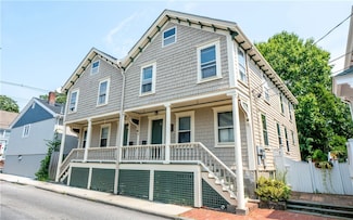 19 Cross St, Newport, RI 02840