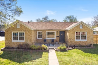 337 NW A St, Bentonville, AR 72712