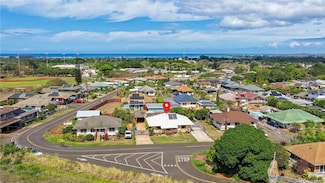 67-195 Kanoulu St, Waialua, HI 96791