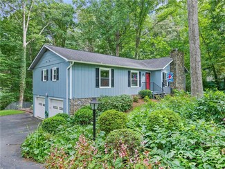 10 Canterbury Place, Arden, NC 28704