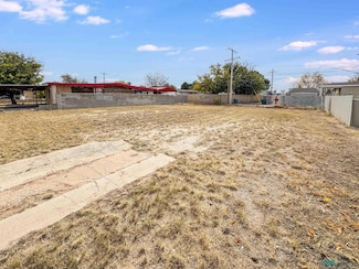 1307 W Princess Jeanne Dr, Hobbs, NM 88240