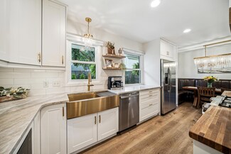 314 6th Ave N, Hopkins, MN 55343