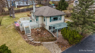 10 Woody Way, Oakwood Hills, IL 60013