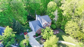 6798 Loon Hollow Ct, Ypsilanti, MI 48197