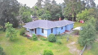 365 W Pine St, Varnville, SC 29944
