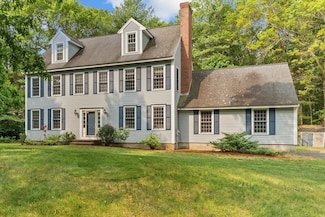 2 Hickory Ln, Georgetown, MA 01833