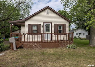 2607 47th St, Moline, IL 61265