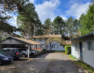 8797 116th Ave NE, Kirkland, WA 98033