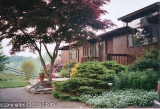 9038 Fletchers Mill Rd, Warrenton, VA 20186