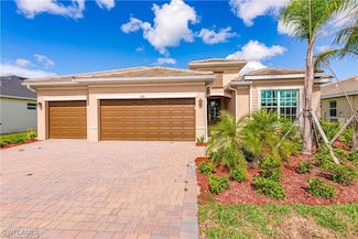 3541 Stormy Creek Ln, Alva, FL 33920