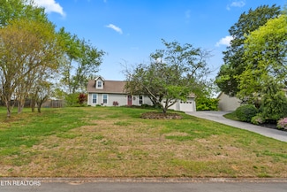 9945 Tierra Verde Dr, Knoxville, TN 37922