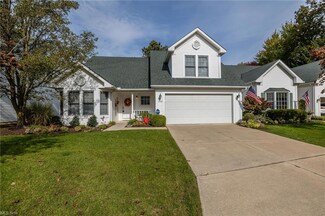 228 Greenward Way S, North Olmsted, OH 44070