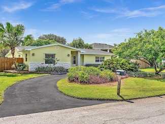 633 Heron Dr, Delray Beach, FL 33444