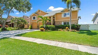 10734 Harborside Dr, Largo, FL 33773