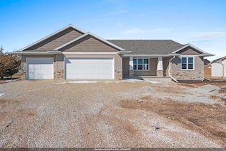 513 Kirkland Ave, Algoma, WI 54201