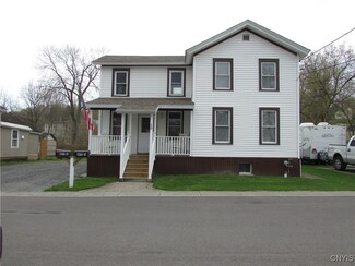 10 Mechanic St, Camillus, NY 13031