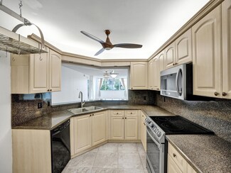 2551 NW 103rd Ave Unit 301, Sunrise, FL 33322