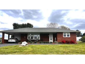 1448 Stuarts Draft Hwy, Stuarts Draft, VA 24477