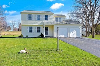 7091 Wimbleton Ct, East Syracuse, NY 13057