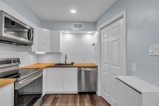 386 N Post Oak Ln Unit 386, Houston, TX 77024
