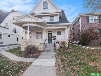 1618 S 32nd Ave, Omaha, NE 68105