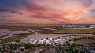 950 Marina Cir, Suisun City, CA 94585