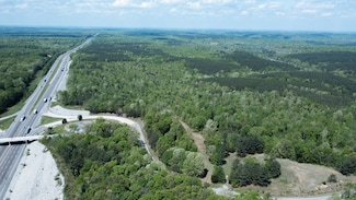 2 Birdsong Rd, Holladay, TN 38341