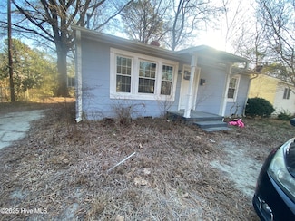 1705 George Ave, Kinston, NC 28501
