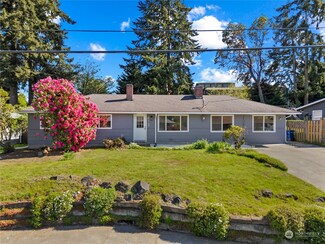 613 S 198th St, Des Moines, WA 98148