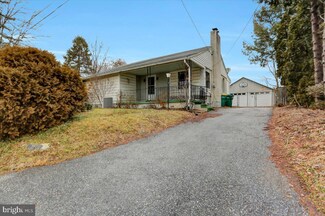 393 Sheely Ln, Mechanicsburg, PA 17050