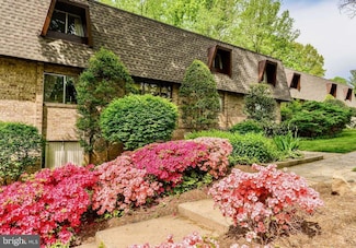 11625 Vantage Hill Rd Unit C, Reston, VA 20190