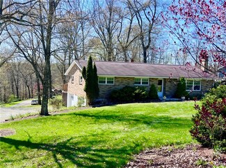 2144 Highland Dr, Butler, PA 16002