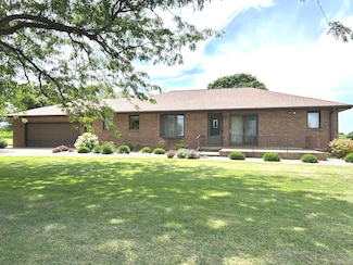 70 N Main St, La Moille, IL 61330